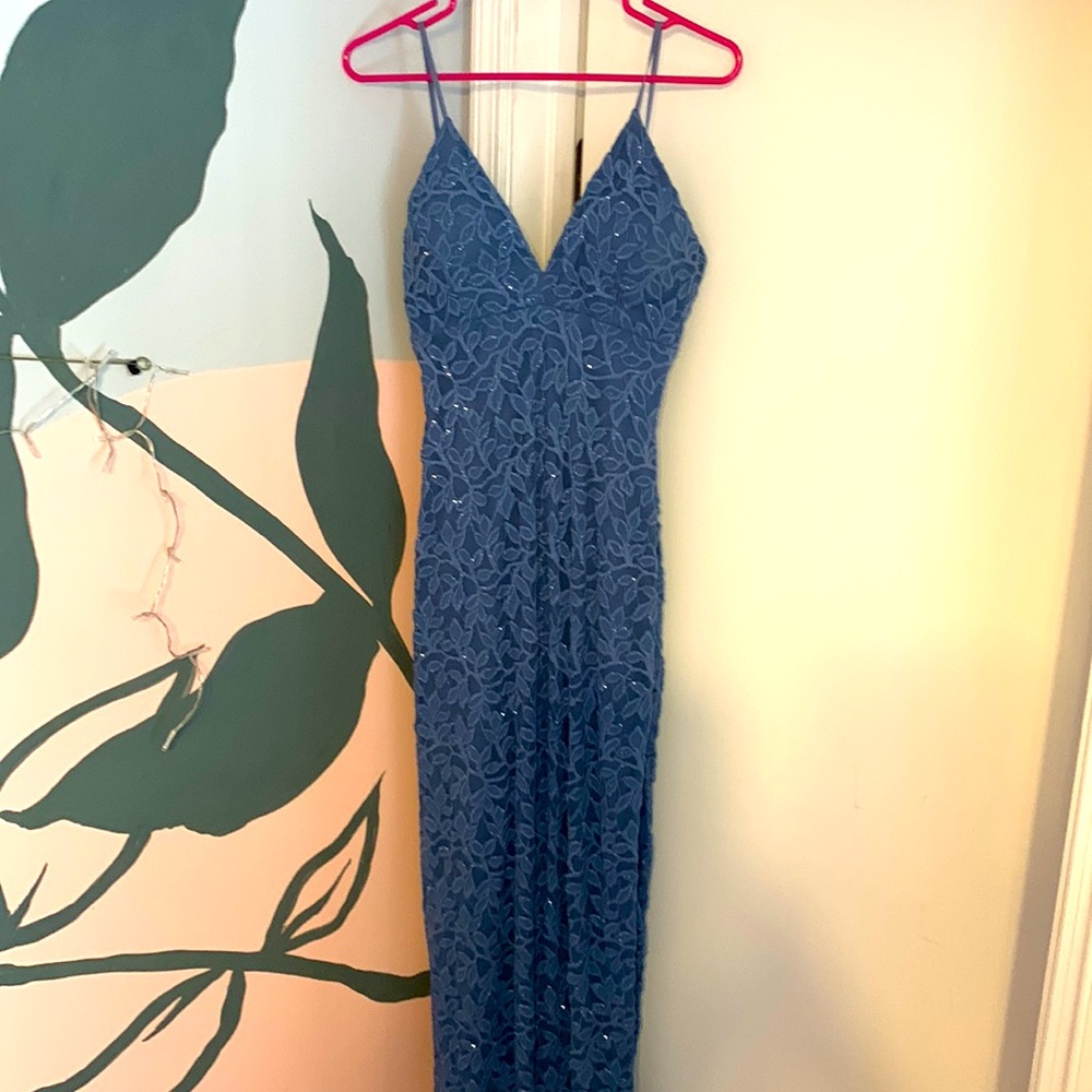 Windsor periwinkle dress in a size large